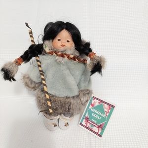 Heritage Dolls Indian Arts and Crafts Rabbit Fur Trim Traditional Outfit